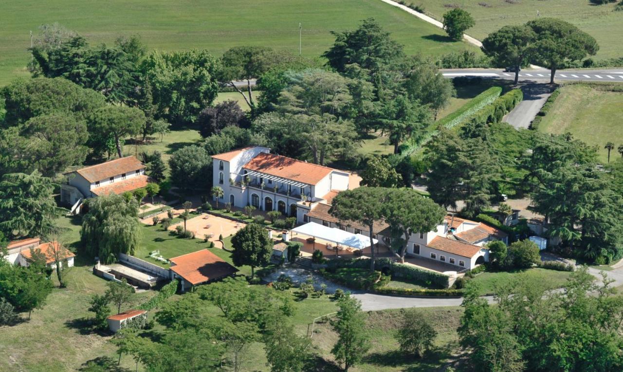 Hotel Antico Borgo Di Sutri Exterior foto