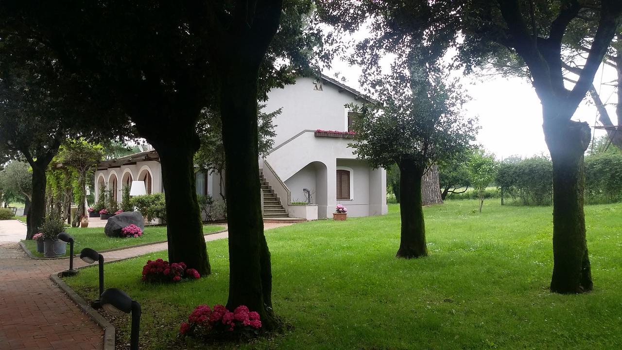 Hotel Antico Borgo Di Sutri Exterior foto